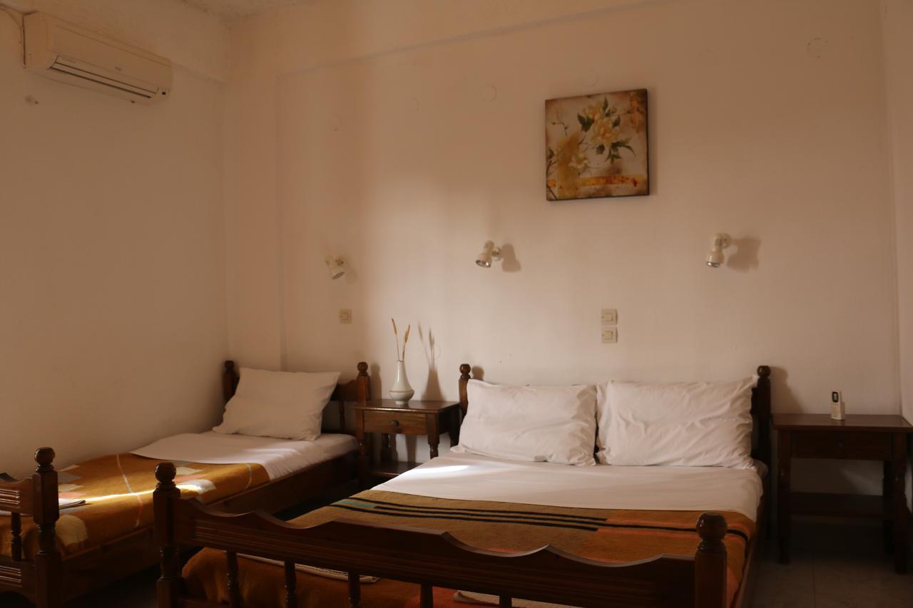 Rent Rooms Katerina Kalamaki  Buitenkant foto